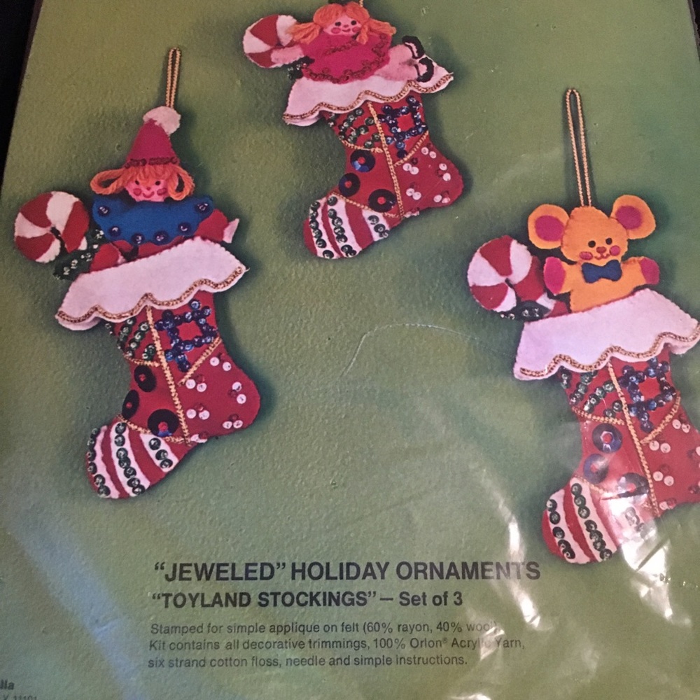 Vintage Felt Christmas Ornament Kit